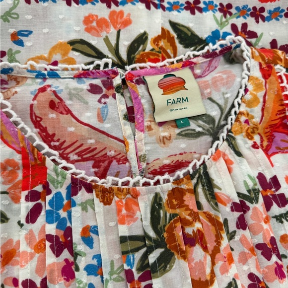 FARM Rio Spring Bananas Pintuck Blouse - Picture 4 of 4